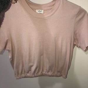 Aritzia tee shirt barley worn!